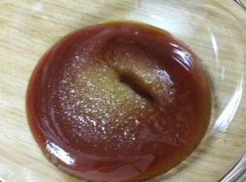 step11: 醬汁拌勻 ~ 蕃茄醬 + 砂糖 + 黑醋 +水