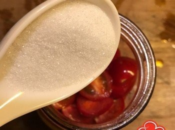 step5: 加入糖入玻璃樽內