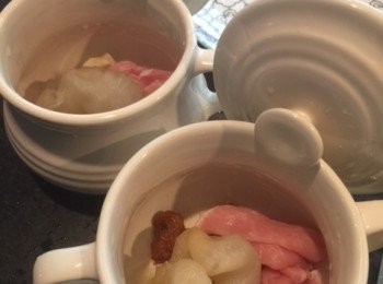 step3: 將所有材料平均放落2個湯盅，加滾水到8-9分滿，放入蒸爐，100c 純蒸2.5小時