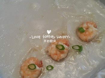 step7: 燒滾鍋中水, 用大火蒸3分鐘後, 取出並放上蔥粒