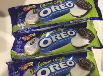 step1: 先準備三包OREO餅乾