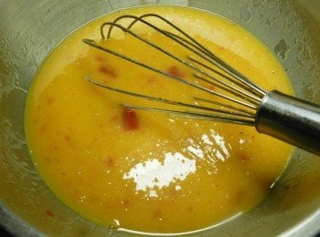 step4: 加入Classico義大利麵蕃茄羅勒醬拌勻