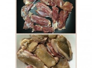 step4: 煉雞油：取出平底鍋，倒入少許苦茶油，將步驟3的雞腿肉的雞皮貼在平底鍋上，開中火慢煎。待雞皮呈焦黃色時，盛起備用。