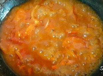 step12: 煮約二至三分鐘 , 即會開始有濃稠的感覺