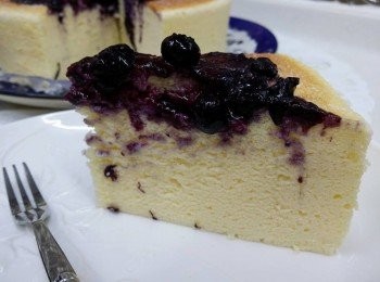 step1: 先將 A 材料放進碗內用細火隔水煮溶, 邊煮邊攪拌, 放涼備用