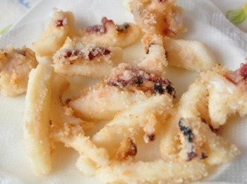 step4: 放入油鍋炸至金黃撈起瀝油