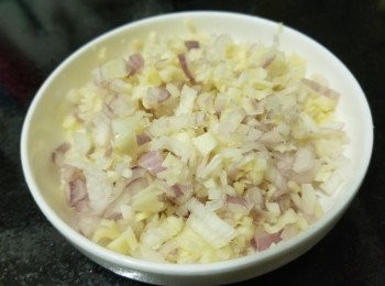 step5: 蒜頭，乾蔥