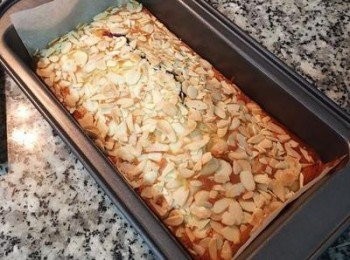 step13: 關下火，用上火再烤2分鐘到杏仁片都上色即可取出放涼。