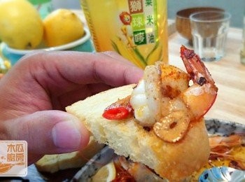 step8: 或可配麵包同吃