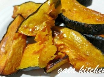 step2: 根據南瓜大小和焗爐溫度自行調節.