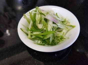 step3: 蔥花