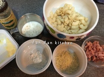 step1: 預備好材料。