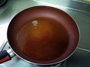 step3: 起鍋煮<span class="group_4">糖醋醬</span>
