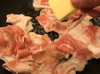 step3: 加上一小塊牛油以增加味道及質感