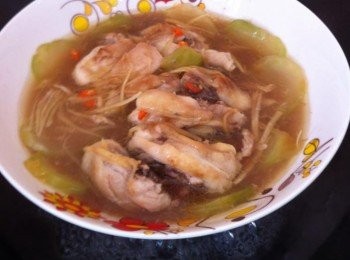 step3: 預熱蒸爐，把拌好的材料大火蒸20分鐘或雞至熟即可。