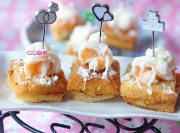 step8: 最後在擠入美乃滋於上層，就完成了