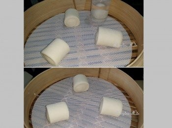 step15: 饅頭連同水球平均擺放蒸籠的塾上, 要預留空間給它發大, 因為蒸的過程膨脹而沾黏在一起。