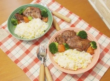 step7: 好迷人的酒香「法式紅酒燉雞」優雅上桌 ❤ 兩人份剛剛好，一起與情人享受佳餚更是美味。