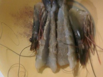 step3: 再加入<span class="group_3">醃料</span>冰入冰箱10分鐘