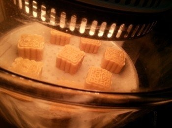 step11: 光波爐預熱250c5分鍾,轉160c用底架焗5分鍾