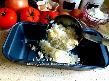 step5: 先盛起放入焗盤內