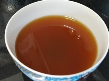 step3: 將鮑汁同螺肉分開，鮑汁留用做芡汁