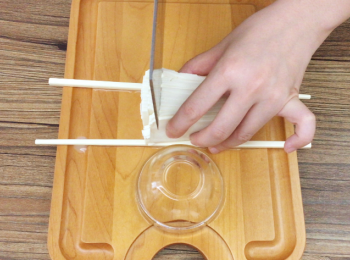 step7: 切成小格仔。