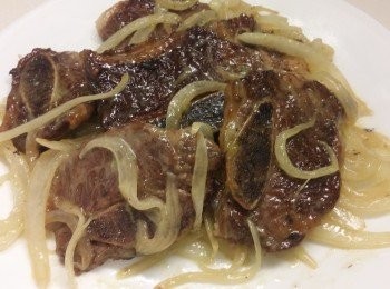 step4: 將芥末蜜糖醬加熱後所有材料回鑊略炒即成。