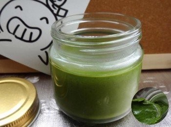 step3: 此抹醬可以拿來塗抹麵包、泡芙、餅乾，是非常方便的甜醬，因為不含防腐劑，儘早食用完畢為佳！