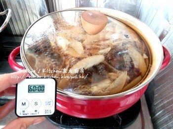 step10: 蓋上蓋轉慢火煲1小時