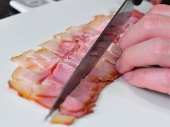 step2: 煙肉切粒