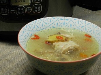 step9: 飛利浦智慧萬用鍋的超智慧，讓我可以快速的溫暖全家人的心！也讓我可以專心工作，不怕沒時間做愛的晚餐喔！