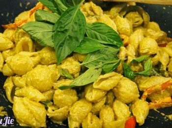 step9: 熄火，加入金不換即成。