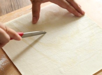 step11: 把1張酥皮平均分成9個方格。