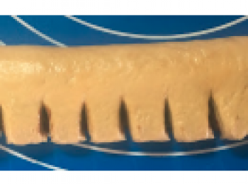 step5: 將粉團下半部分切開。