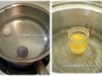 step1: 1 水滾下湯圓煮至浮起後，再小火煮約8分鐘。最後一分鐘把枸杞倒入一起煮熟即可 
2 打一顆生蛋到碗裡，待電鍋裡水蒸氣沸騰後放入蒸3分鐘即可取出