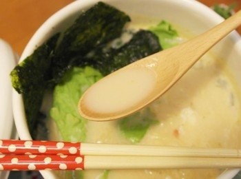 step9: 湯頭帶著辛辣的奶醇香~越喝越上癮哦^^