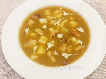 step16: 亦可用一般湯盤盛裝，畢竟只有一個南瓜盅～