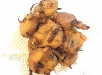 step4: 3放在廚房紙巾吸收去炸油