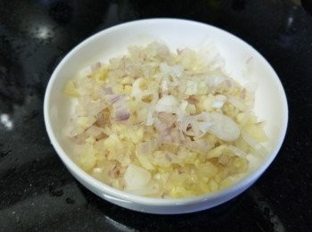 step3: 蒜頭，乾蔥