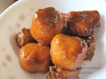 step4: 果個好神奇的祕製醬汁:

豉油   4湯匙
蒜蓉   4湯匙
葱頭   4湯匙
咖喱粉/膏  2-3湯匙
甜醬/海鮮醬  3湯匙