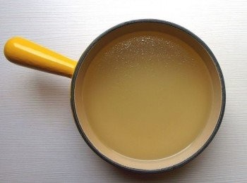 step2: 高湯煮滾。