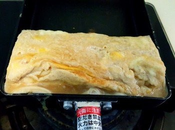 step5: 重複直至蛋漿用完，收口邊鏟起略煎埋口會比較靚