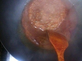 step5: 出爐後扎汁倒回鍋上以大火收汁淋回肋骨上便可食用(相機食先啦整得咁辛苦XD)