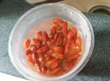 step5: 杞子用熱水浸約2分鐘