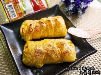 step6: 很簡單^^ 我把步驟寫得比較清楚一點.其實3步驟就可以做好一個熱狗麵包，烤過的香蒜粒風味十分迷人，香味十足加上爆漿的起司與Q彈熱狗、帶點奶油香的起酥片，吃上一次就會愛上(誠懇)