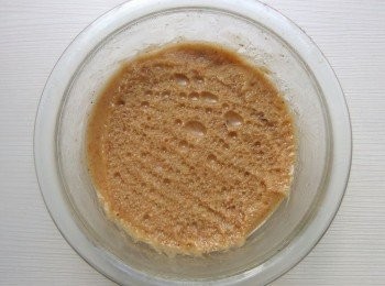 step9: 使用保鮮膜貼住麵糊表面，冷藏靜置一晚熟成備用。