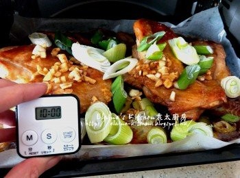 step13: 放入焗爐用200C上火焗10分鐘 , 取出靜待10分鐘即可