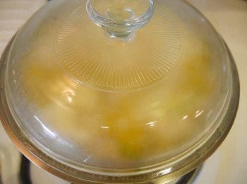 step7: *鍋悶一下，蛋液不流動時即可。