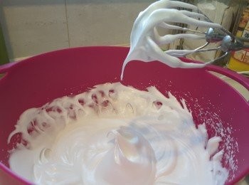 step6: 蛋白打至彎勾並不滴落